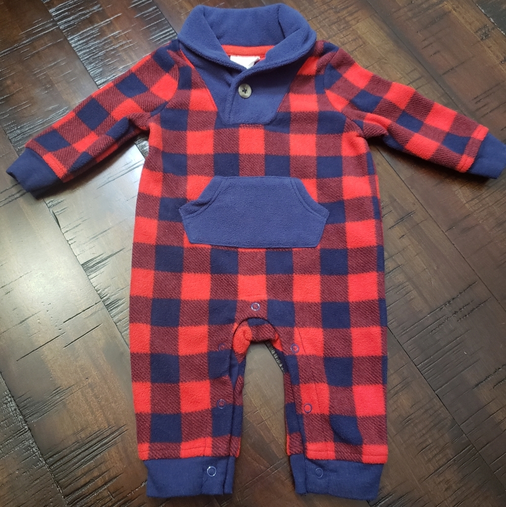 Newborn Plaid Outfit